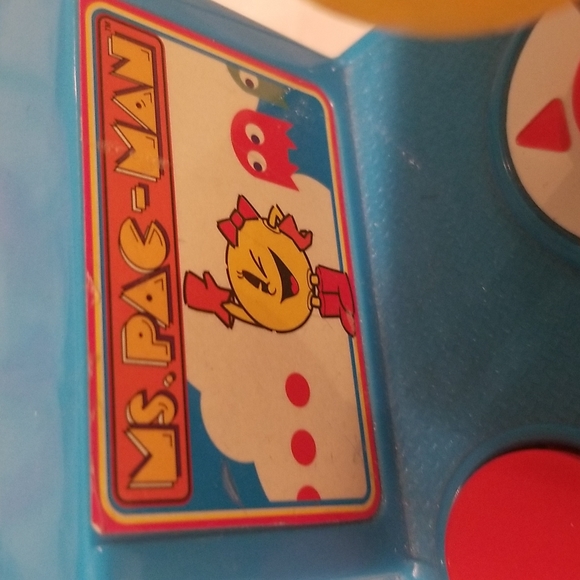 Namco handheld game - Picture 4 of 4